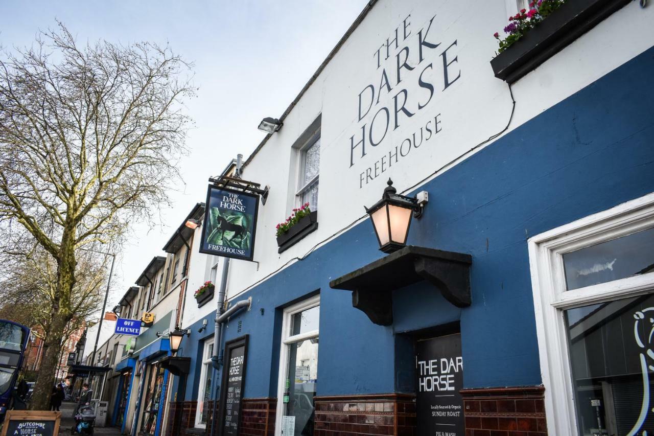 布里斯托 The Dark Horse Pub酒店 外观 照片